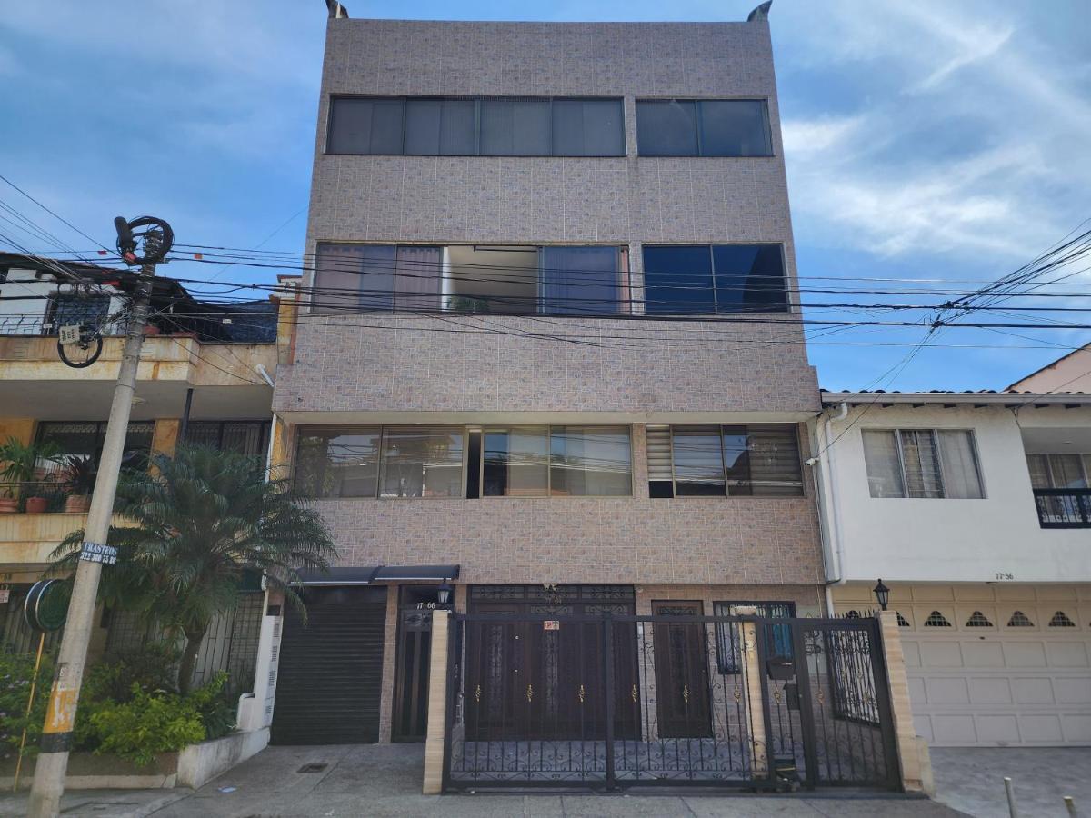 Tu Refugio Acogedor En El Corazon De Hab Privada A * Medellin